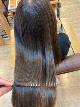 グランバイ アトリエドングリ(Grand × AtlierDonguri) 髪質改善 ビフォーアフター その682(モーヴグレージュ)