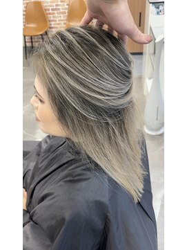 リンク(LinK) シャドールーツ　根本暗め