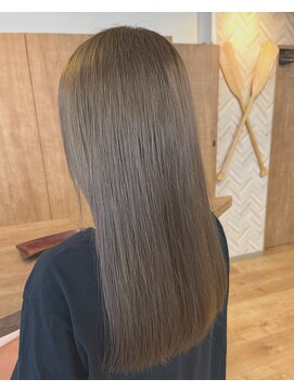 バイエイト 野並店(By Eight) グレージュロング