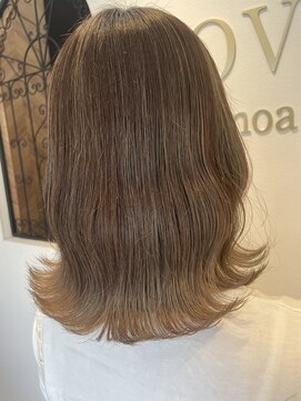 ラビスモア(Lovis moa) 魅力倍増カール/セミディ/シアーカラー/ダークアッシュ/姫カット