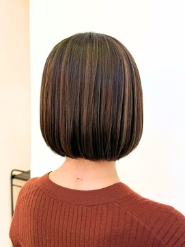 アッシュ 十日市場店(Ash) ボブ / 白髪ぼかし