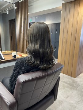 パルタージュ大宮イースト (PaRtage 大宮 East) 暗いけど透明感☆オリーブベージュ☆森下直弥