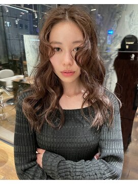 アンバー(AMBER) ミディアムパーマ