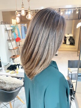 美容室 ツリー(Tree) ノンブローでおさまる大人スタイル『Tree hairsalon 』本厚木