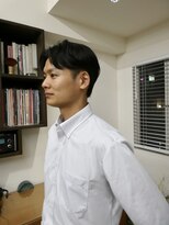 ルイス(Lewes)&nbsp;センターパート×ツーブロック