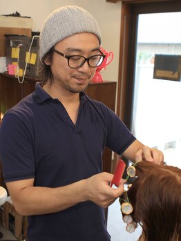 ヘアサロン ドゥーム(hair salon domu)の写真/【熟練スタッフ在籍】こだわりカットで毎日のセットがキマる！カジュアル～ビジネスまでお任せください★