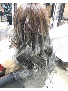 ブレイブ ヘアデザイン(BRaeVE hair design) ホワイティーグラデーション