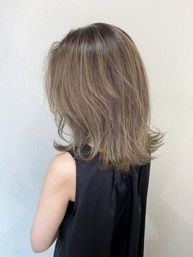 ヴィフクローネ(vifkrone) ナチュラルバレイヤージュ【高山】