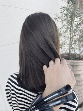 クロッカ(clocca) オリーブグレージュ