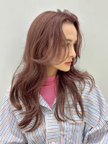 ホフ 大阪心斎橋店(F.O.F)&nbsp;ベージュインナーカラーショートボブレイヤーミディアム前髪