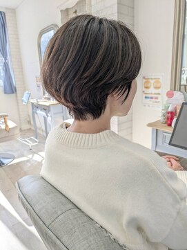 ガーデン バイ イル(GARDEN by illu Co.Ltd) ブルーベージュ×全体のバランスが大切なショートヘア◇