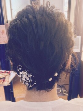 ココロエ ヘアアート(cocoroe HAIR ART) 立体感のある波ウェーブで今っぽいラフな雰囲気に!