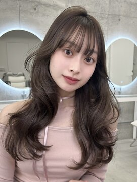 エヌアイ オモテサンドウ(ni omotesando) ☆春スタイル ガーリーヘア くびれ巻き シフォンベージュ欲しい