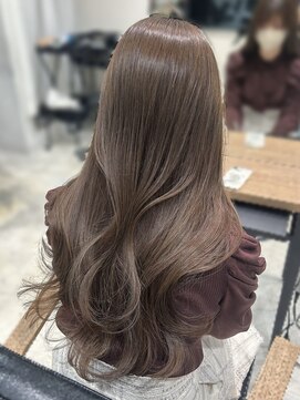 エヌアイ オモテサンドウ(ni omotesando) ☆ミルクティーブラウンカラー 10トーン明るめカラー☆