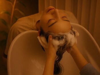 ジュエル 二俣川鶴ヶ峰 二俣川駅北口店(JEWEL)の写真/【HPB AWARD 2023 BEST SALON 注目サロン選出】全台フルフラットYUMEシャンプー台完備♪