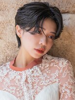 カライングドゥ(ing deux)&nbsp;大人可愛い20代30代40代黒髪前下がりひし形小顔ボブ丸みショート