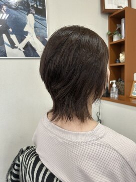 オラシオン ミディアムウルフ　レイヤーカット