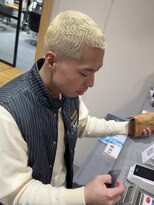 レックスヘアーインターナショナル(ReX HAIR INTERNATIONAL) 【吉元 龍一】金髪easyスタイル #フェード #ボウズ