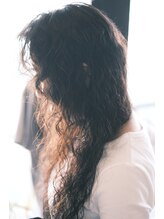 ジーン カットクラブ レディース(GENE CUTCLUB Lady's) スパイラルパーマ×顔周りレイヤー