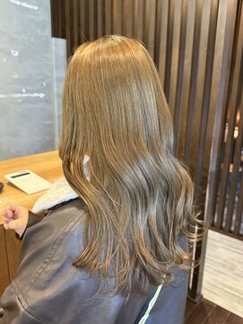 ブランシェ 小牧店(BRANCHE) オリーブベージュカラー〔西尾〕