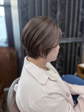 美容室ポール 西葛西店(PAUL) くびれショート丸みショートショートレイヤー顔まわりカット学割