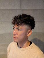 ワンワンオー バーバーショップ コンチネンタル(@110 BARBER SHOP continental) スペインカール・ハイフェード