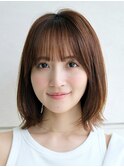 表参道白髪ぼかしハイライトミディアムボブアッシュグレー40代
