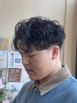 アリーム(Areem) センターパートシャドウパーマメンズカットメンズパーマ高松香川