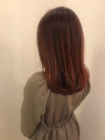 モルニ(MORNI)&nbsp;チェリーレッド_マロンベージュ Aラインボブ かきあげ