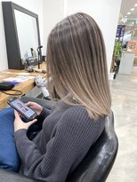 ワンスタイル(One style)&nbsp;黒染め履歴から、2ブリーチ　バレイヤージュ