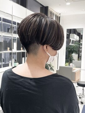 ステアケース 武蔵小杉店(stair:case) 脱白髪染グレージュハイライト刈り上げ女子