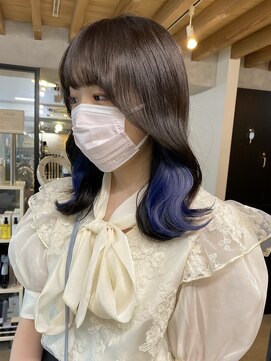 サクラ 岐阜(SAKURA) 学校・仕事で隠せるインナーカラーブルー　岐阜美容室