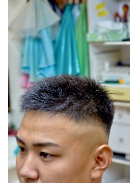 スワ フェードカット