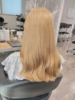 スリー 横浜(THREE)&nbsp;ホワイトベージュ♪