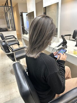 ムード タテマチ(mood tatemachi) ホワイトバレイヤージュ◎