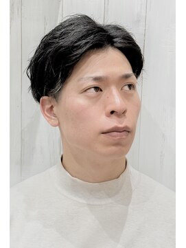 ヨシザワインク プレミアム 横浜 桜木町店(YOSHIZAWA Inc. PREMIUM) 極みナチュラル天を見上げツーブロック刈り上げ×パーマ