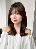 シオン(shion)&nbsp;ミディアムロングおくれ毛暗めカラーくびれミディ_ba561471