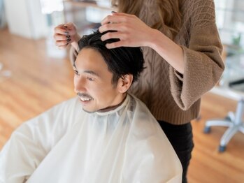 ツイン 千曲店の写真/メンズ専門店の技術で、ONもOFFもキマる大人スタイルを。