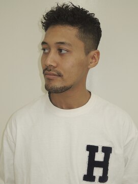 メンズカットツイストパーマアップバングスパイキーショート