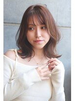 エミュ 表参道 青山(emu)&nbsp;大人可愛いくびれミディアム簡単スタイリング表参道