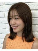 大人かわいい切りっぱなしロブ　オリーブブラウン顔まわりカット