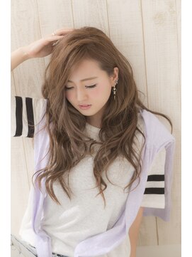 ミエル ヘア 新宿(miel hair) 〈mielhair新宿〉レイヤーロング イルミナカラー