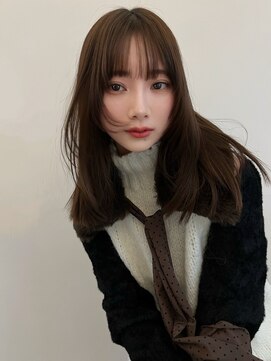 フィル 横浜(fil) ミディアムレイヤーミントベージュ_ダークアッシュチェリー