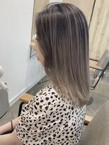 イェッカ パビル(YECCA pabil)&nbsp;かきあげバレイヤージュ（ブリーチ1～2回）