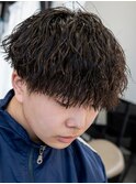 波巻きパーマセンターパートツイストパーマメンズマッシュパーマ