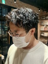 オーガニック アトリエ 大宮(organic+atelier)&nbsp;10代20代30代サッパリ刈り上げツイストスパイラルパーマショート