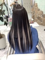ハーツヘアーズ 五日市店(HEARTS hair's)&nbsp;グレイカラー ＆カット＆エクステ50本