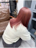 ピンクベージュ