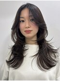 ふんわり動きたっぷりのレイヤーカット