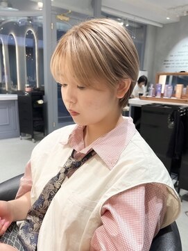 ロンド エメ 柏(Lond aimer) ショートくびれ丸みショートボブハイライトイメチェン髪質改善柏